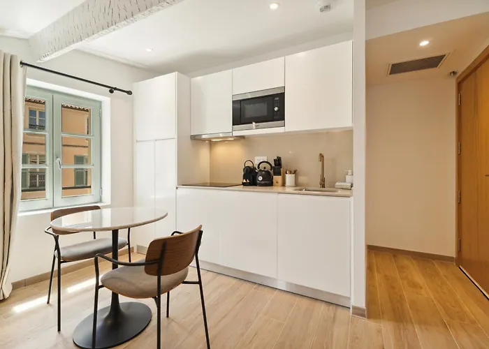 Tropez 104 Rue Allard 3e G Апартаменты *