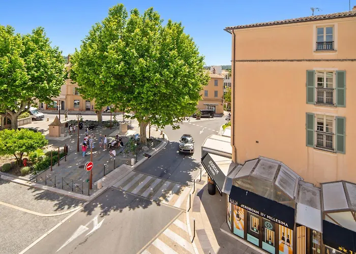 Tropez 104 Rue Allard 3e G * Сен-Тропе